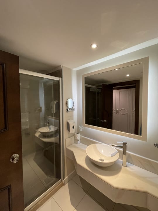 Zimmer Dream World Resort & Spa