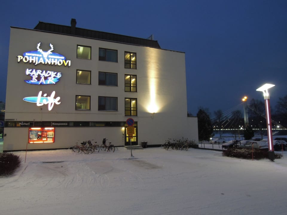 Hotel z zewnątrz Scandic Pohjanhovi