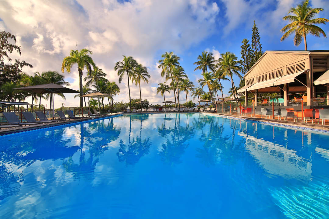Pool Mahogany Hotel Residence & Spa