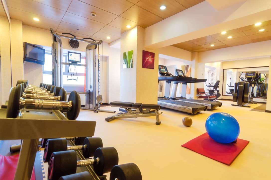 Fitness center DoubleTree Hotel by Hilton Bucharest Unirii Square