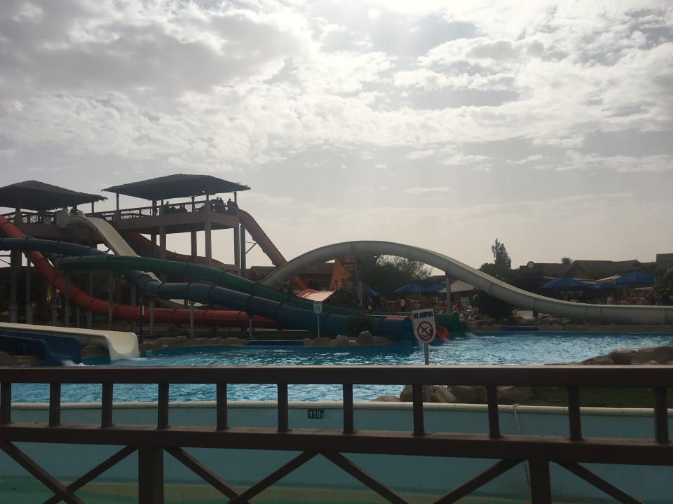 Jungle Aqua Park  Pickalbatros Alf Leila Wa Leila Resort - Neverland Hurghada
