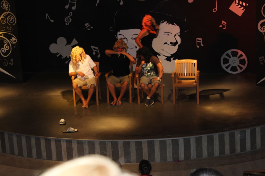 Sekretärin Animationsshow Saphir Resort & Spa