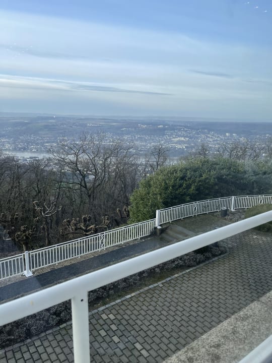 Ausblick Steigenberger Icon Grandhotel Petersberg