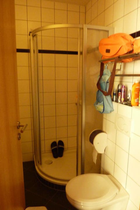 Blick vom Zimmer ins Bad Hotel Pinzgauerhof by Alpeffect