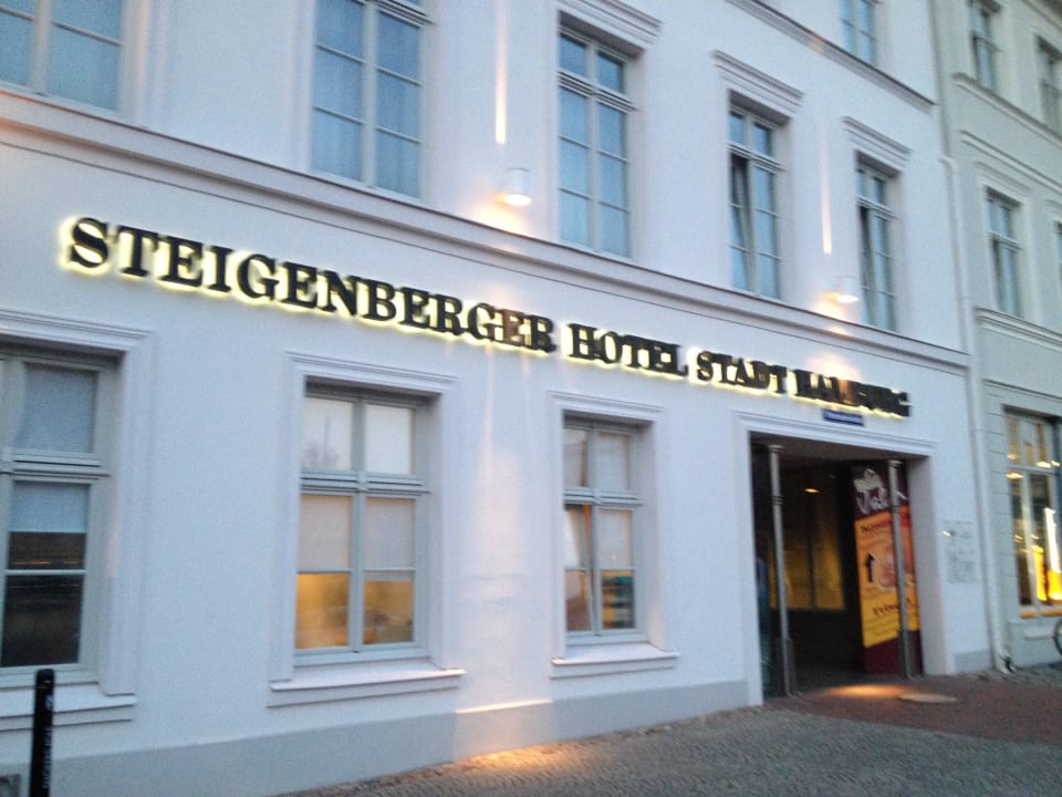 Modernes Ambiente hinter alten Mauern Townhouse Wismar a Vagabond Club
