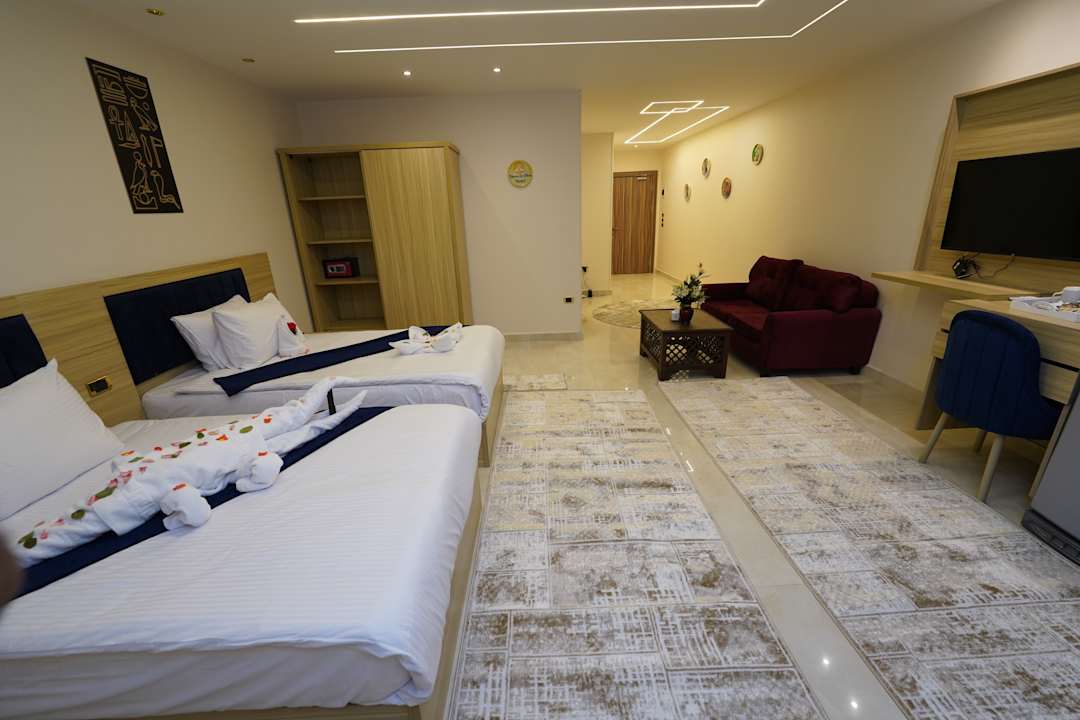 Zimmer Pyramids Khan Hotel