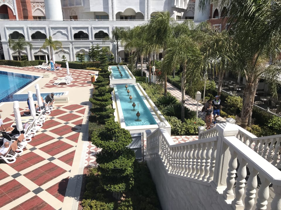 Außenansicht Royal Taj Mahal Hotel