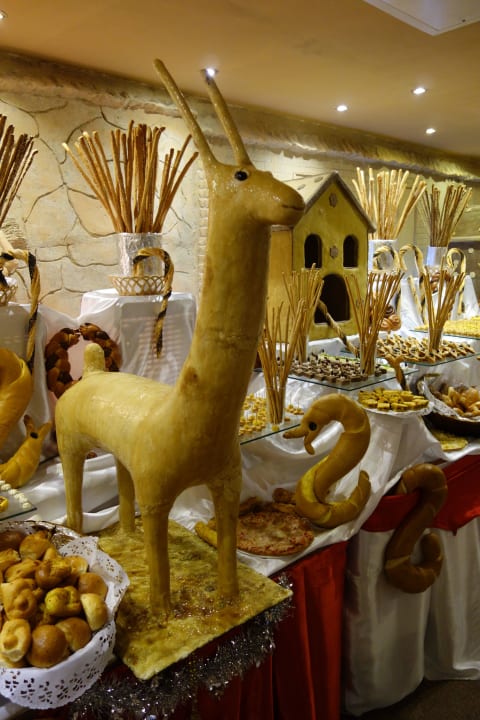 Sylvester Buffet Three Corners Happy Life Beach Resort