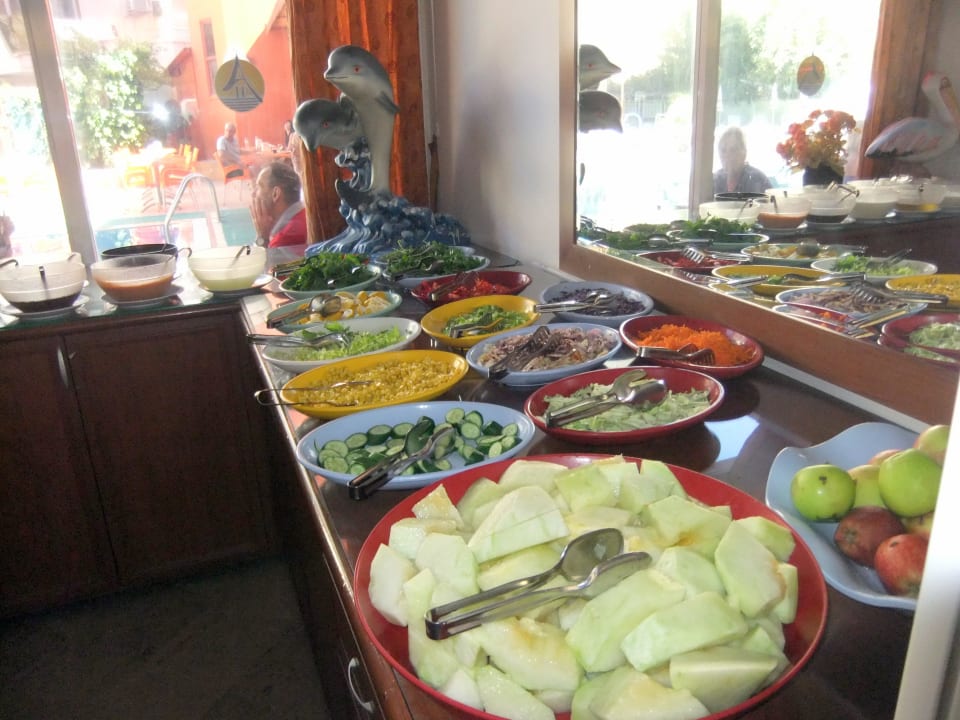 Zu jeder Mahlzeit Acar Hotel