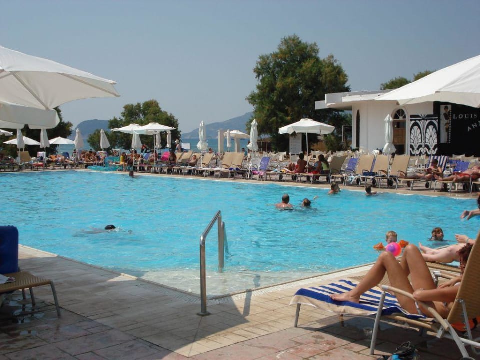 Pool Domes Aulūs Zante, Autograph Collection