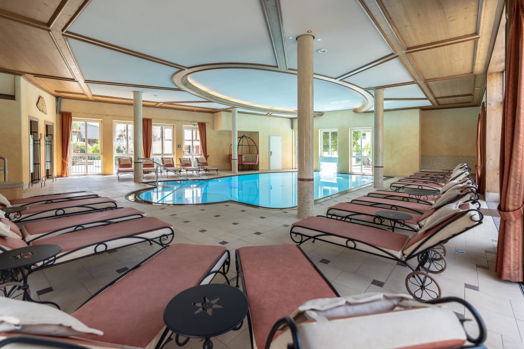 Pool Hotel Dirsch Wellness & Spa Resort