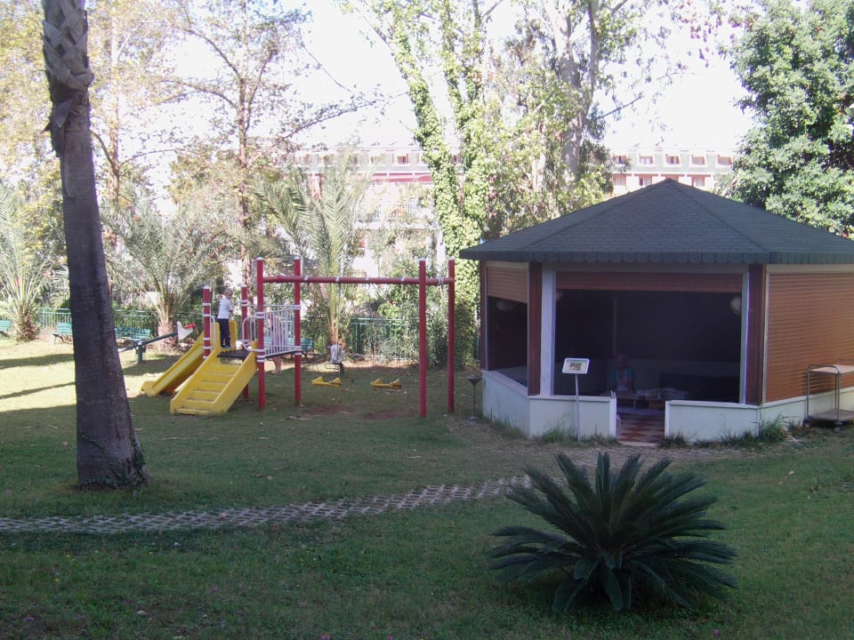 Spielplatz und Snacks Top Hotel