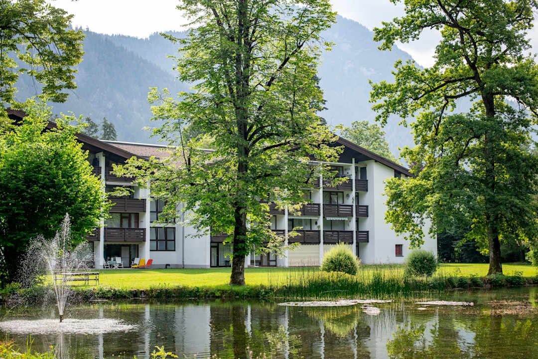 Außenansicht Ferienwohnung Mitterer Schlosspark Grubhof