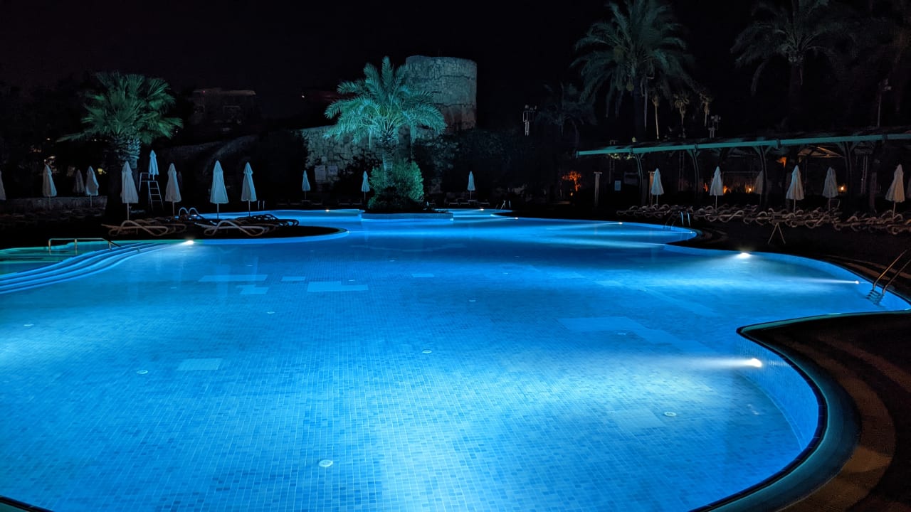 Pool Blue Waters Club