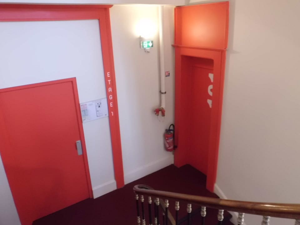 Flur in altem Haus!! Hotel Stanley by HappyCulture