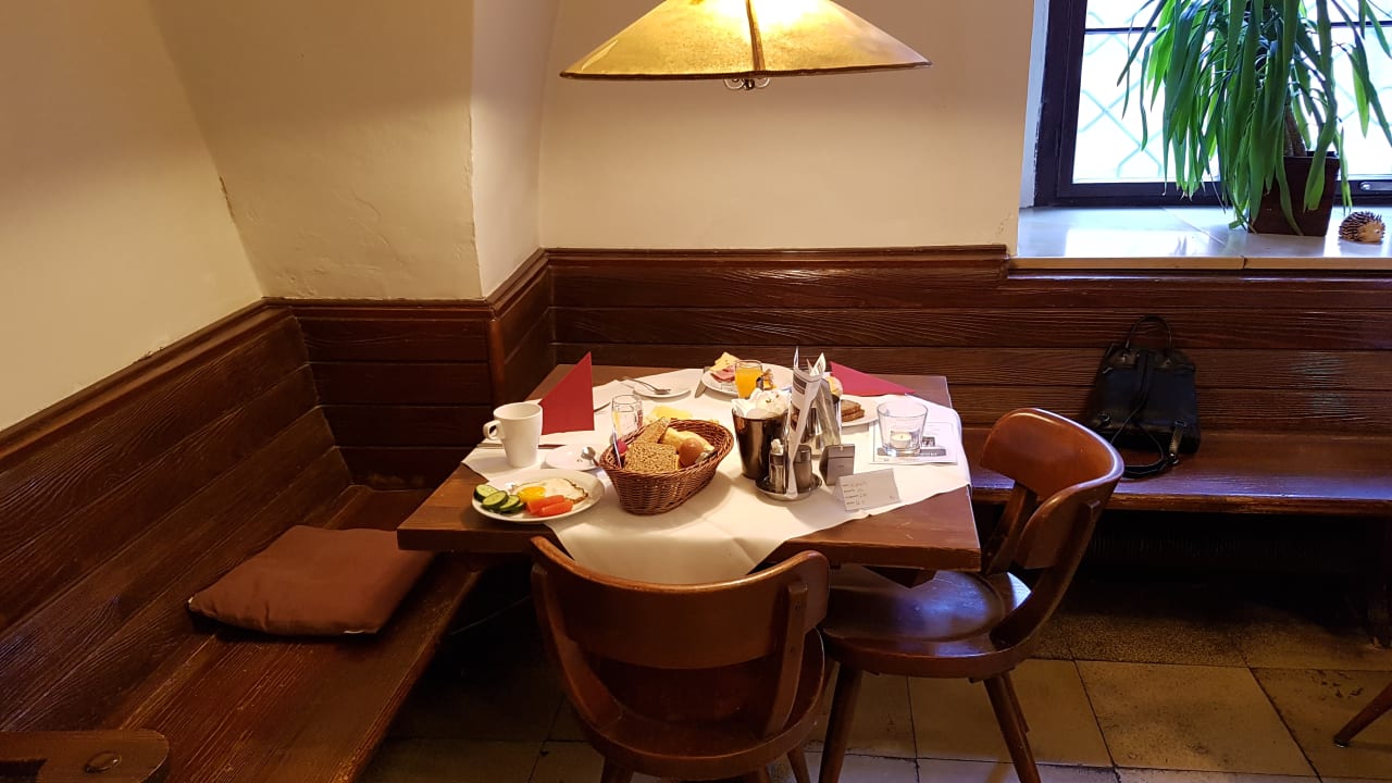 Gastro Kaiser von Österreich Historik- und Thermalhotel