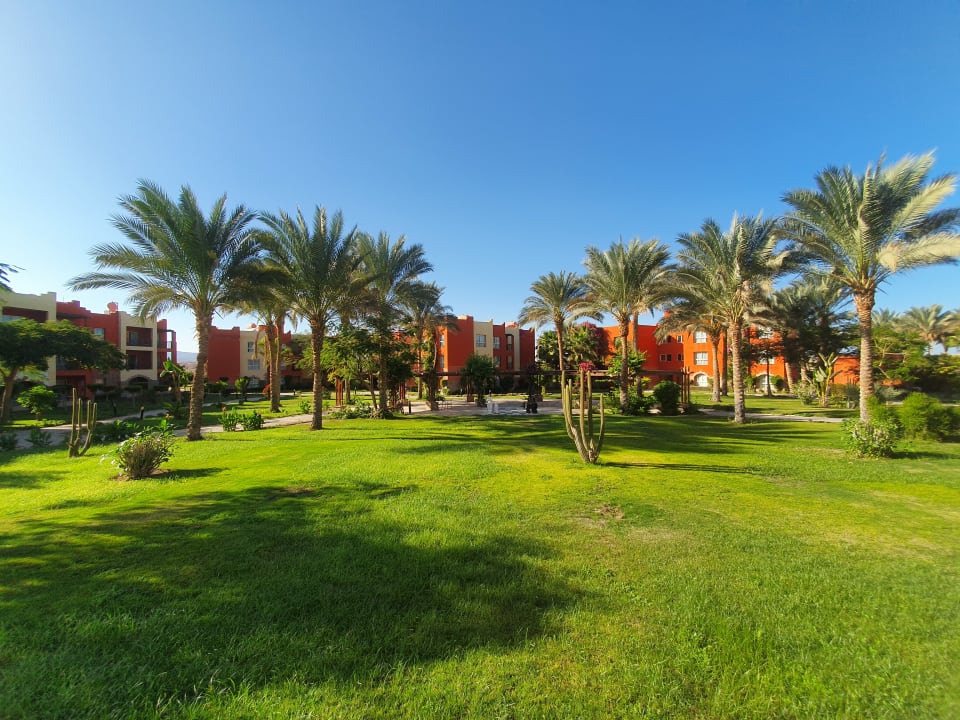 Gartenanlage SUNRISE Cardina Resort