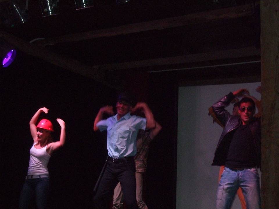 Animation - Crazy Show  HL Miraflor Suites Hotel