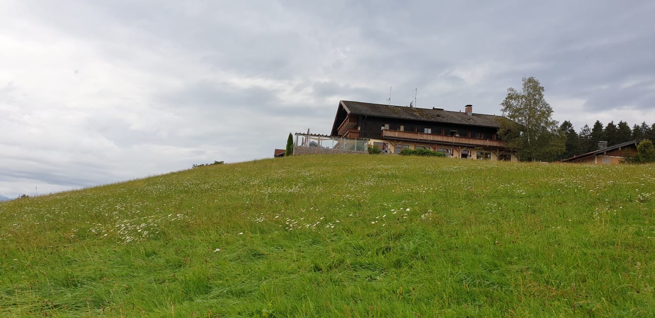 Außenansicht Hotel Berggasthof Weingarten