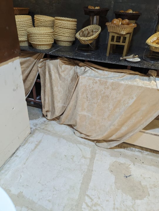 Gastro Kaisol Romance Resort