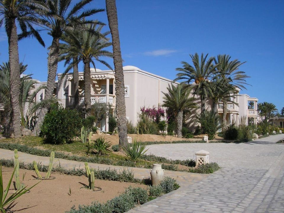 Bungalowy/alejki Zita Beach Resort