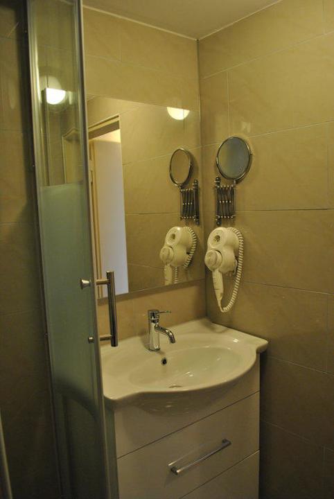 Badezimmer Hotel Atlas Sport