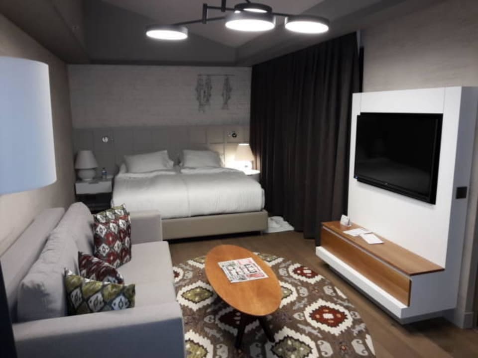 Blick ins Zimmer Acanthus Cennet Barut Collection
