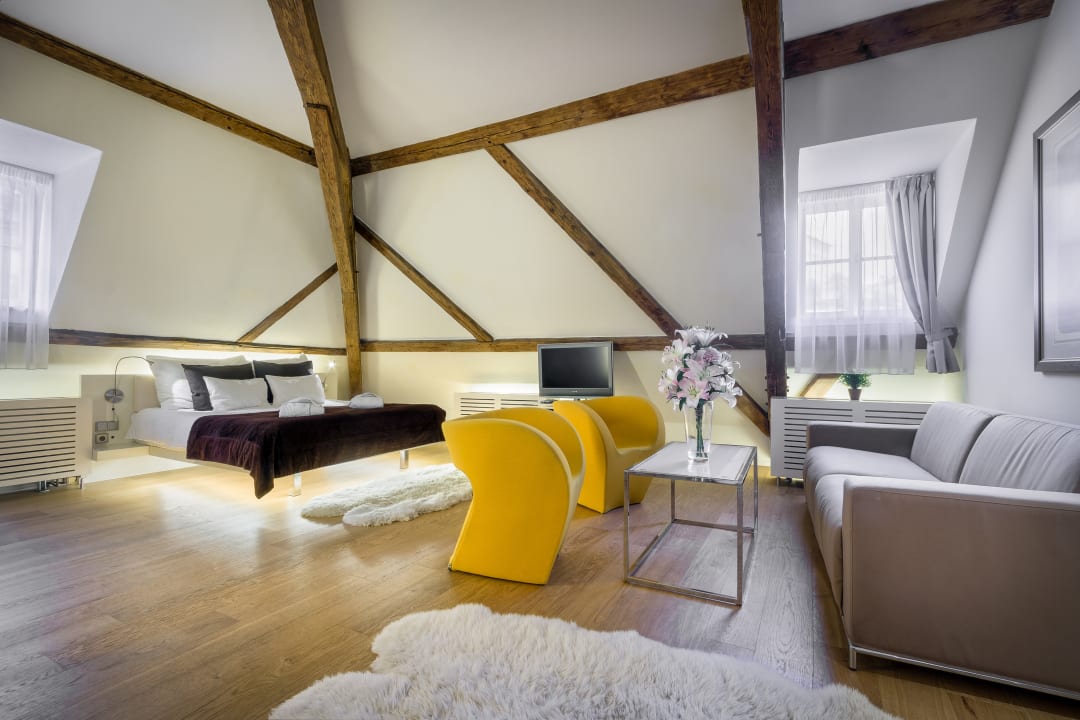 Zimmer Hotel Three Storks