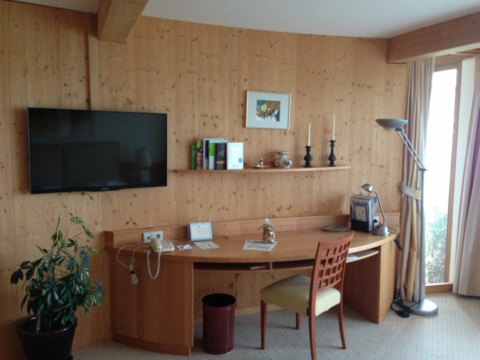 Schreibtisch im Schlafbereich. RETTER Bio-Natur-Resort