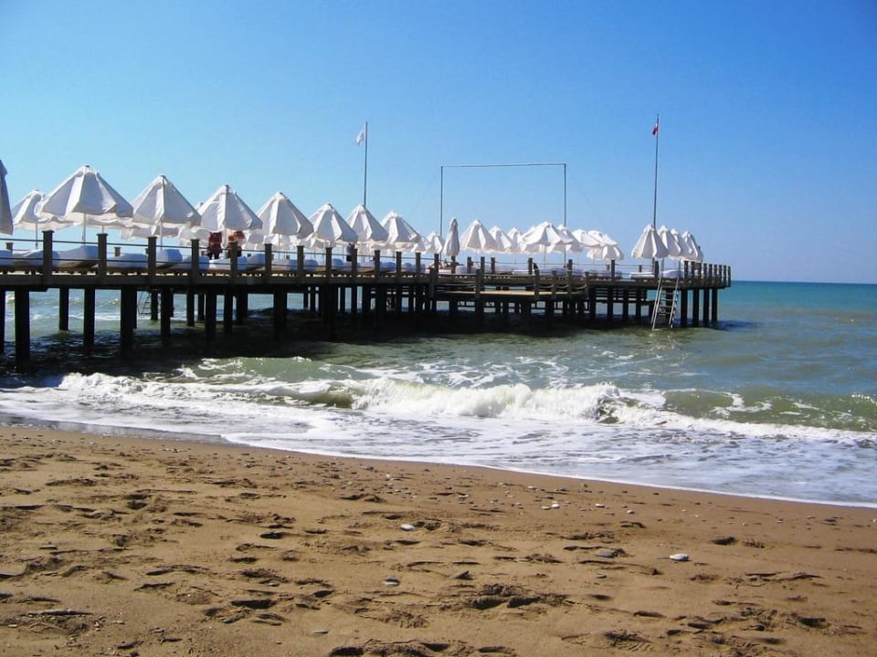 Steg zum Sonnenbaden Voyage Belek Golf & Spa