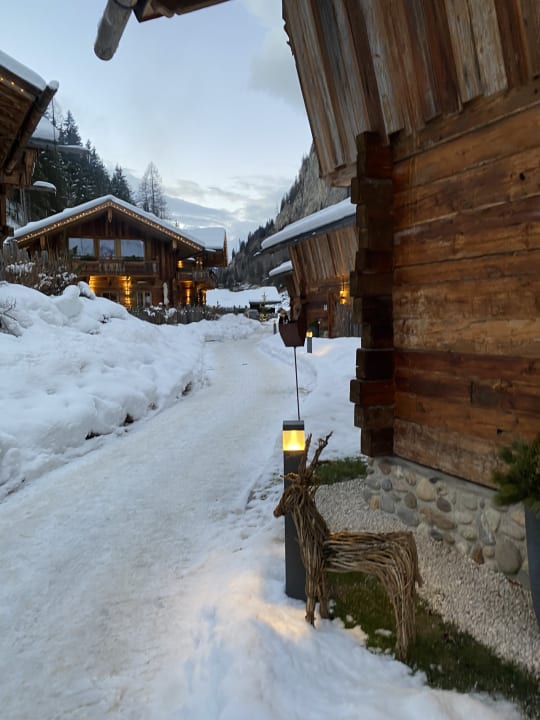 Außenansicht Chaletdorf Auszeit