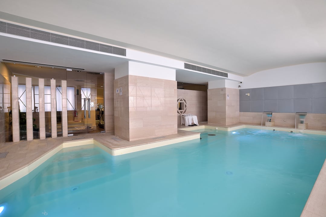 Pool Hotel Sangallo Palace