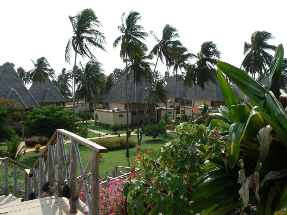 Bungalows Neptune Pwani Beach Resort & Spa