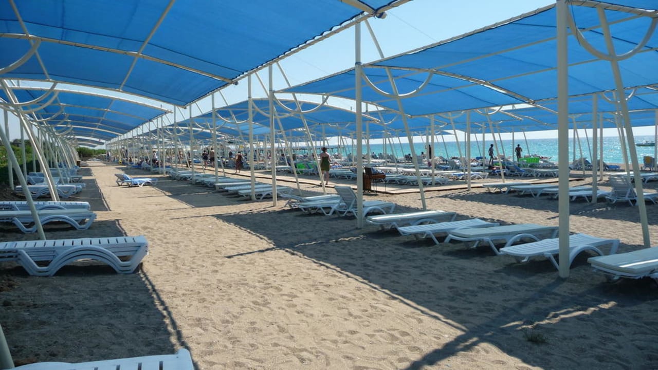 Liegen Seaden Sea World Resort & Spa