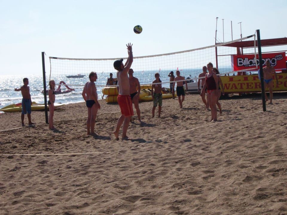 Animation: Volleyball am Strand Hotel Sirma