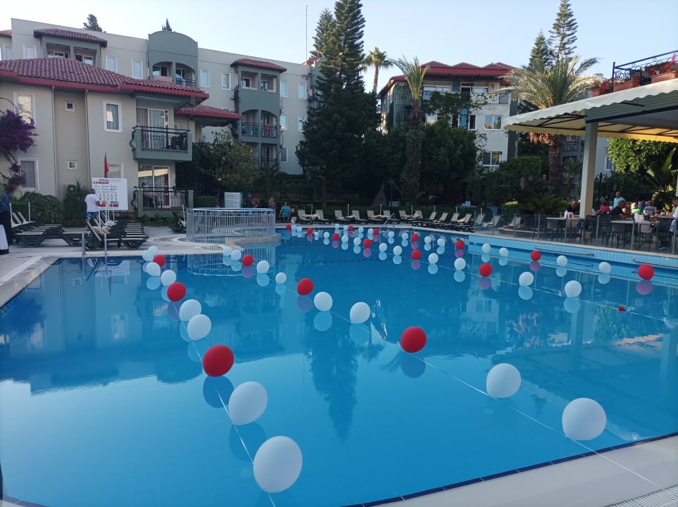 Pool Hotel Gardenia Beach