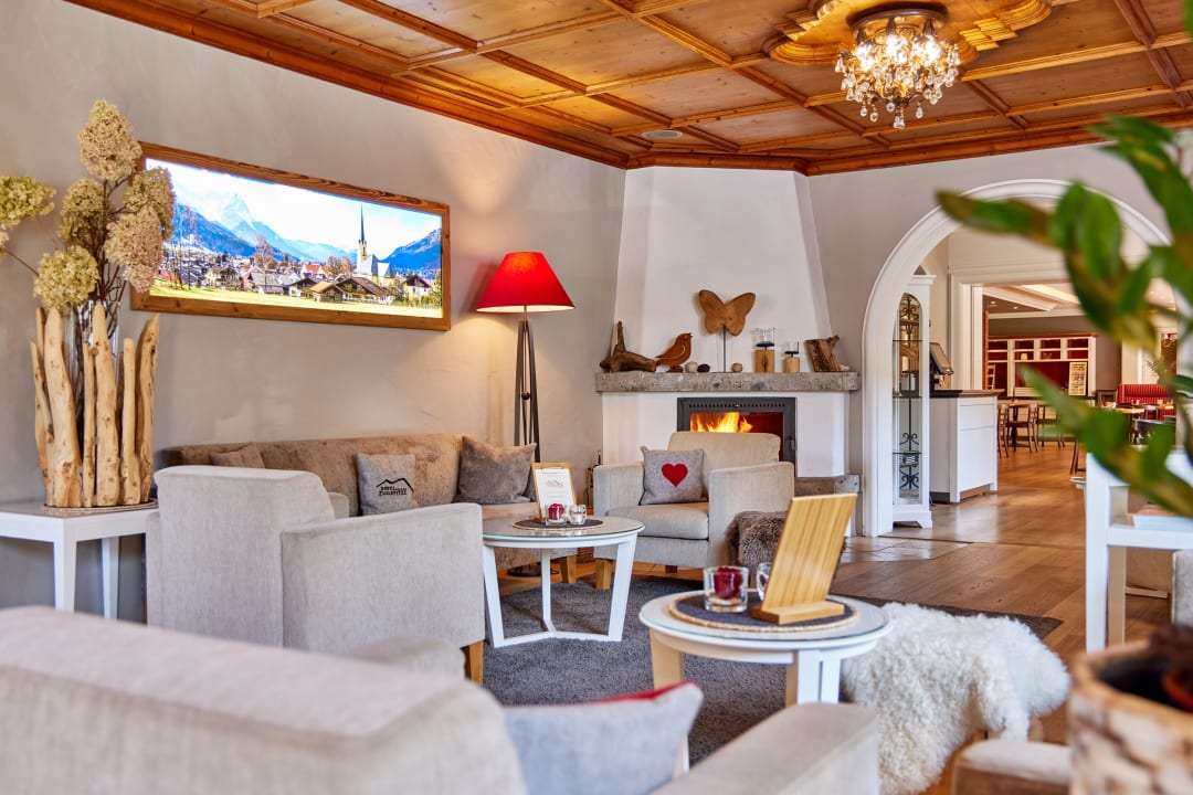 Lobby Hotel Zugspitze