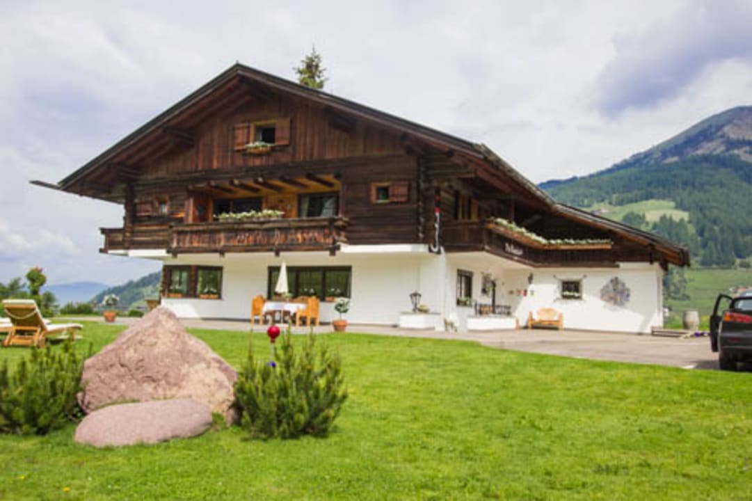 Außenansicht Mountain Chalet Pra Ronch