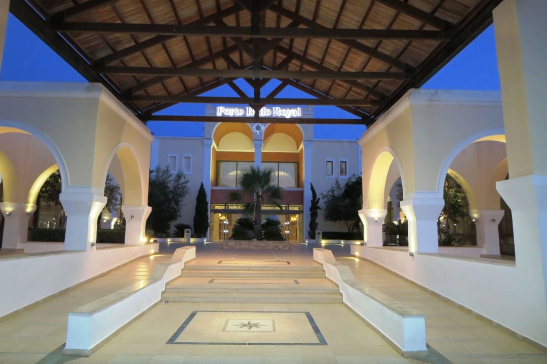 Eingang Porto Bello Royal