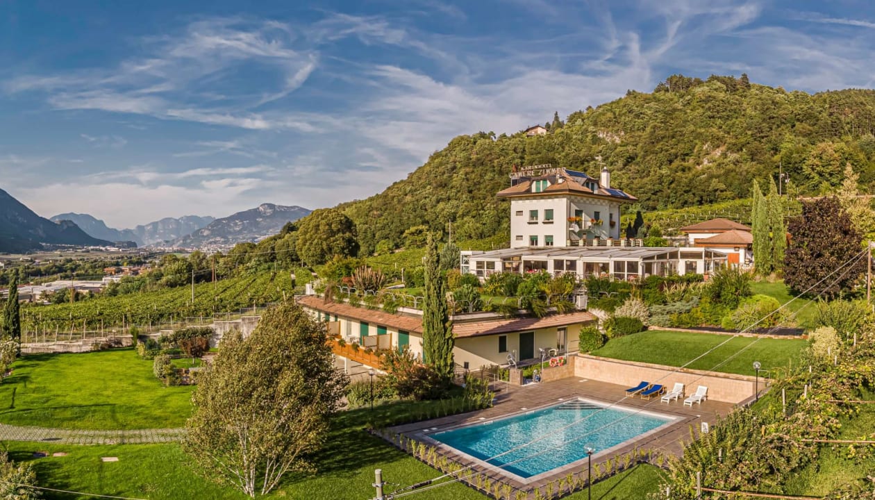 Außenansicht Hotel Karinhall