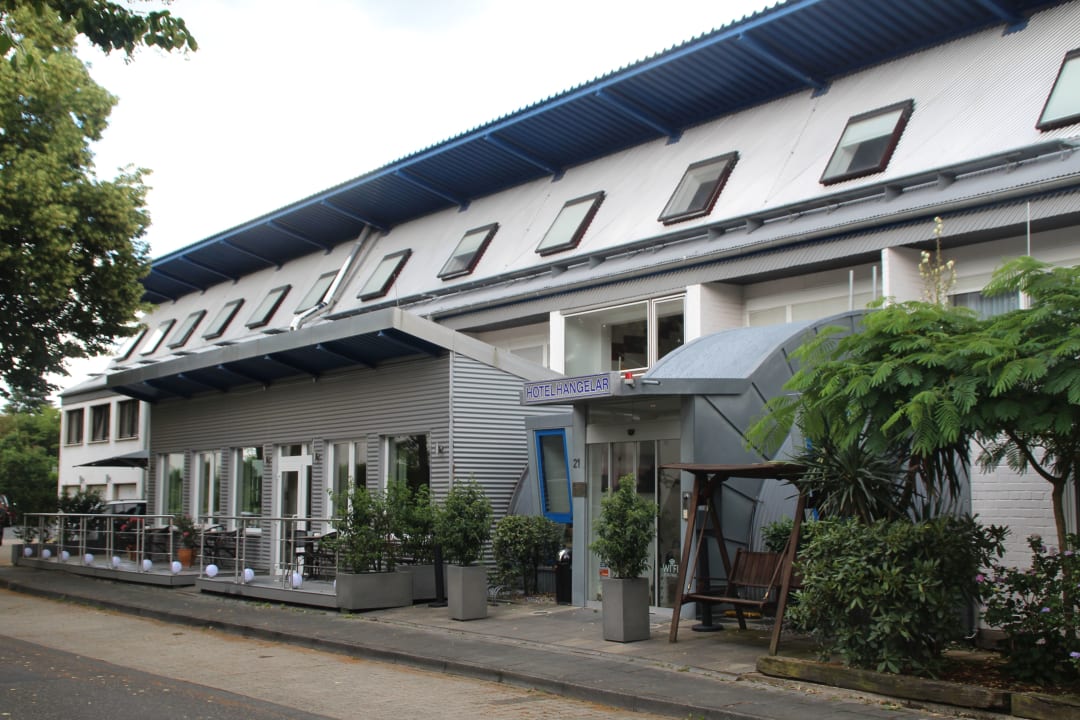 Außenansicht Hotel Hangelar