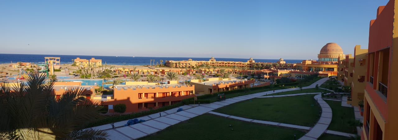 Außenansicht Malikia Resort Abu Dabbab