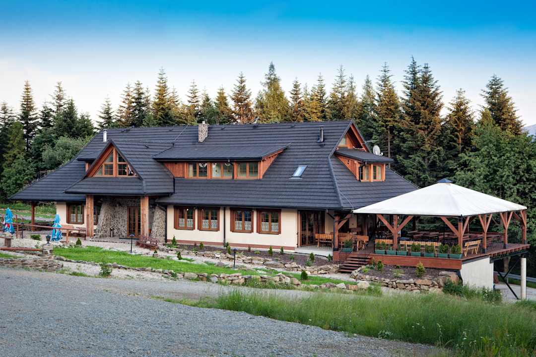 Außenansicht Hotel Beskidzki Raj