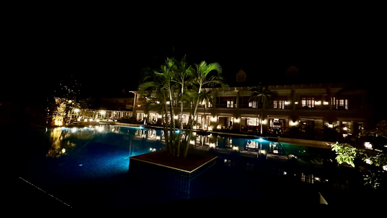 Pool The St. Regis Le Morne Resort, Mauritius