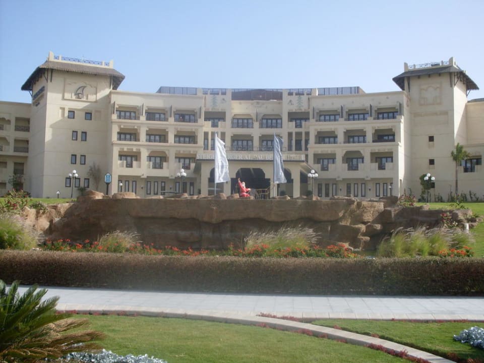 Haupteingang Steigenberger ALDAU Beach Hotel