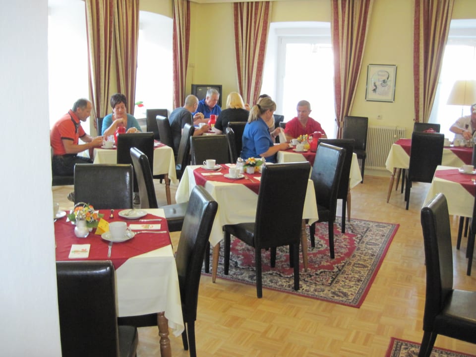 Der Frühstücksraum Hotel Kirchenwirt