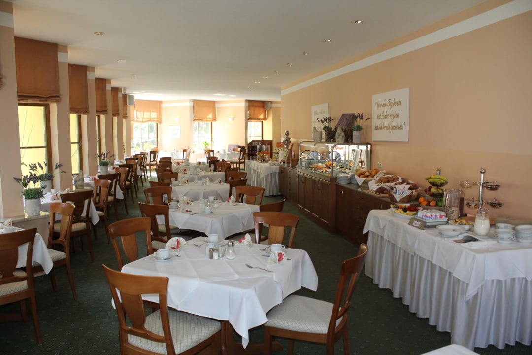 Frühstücksraum Hotel & Gasthaus Goldener Hirsch
