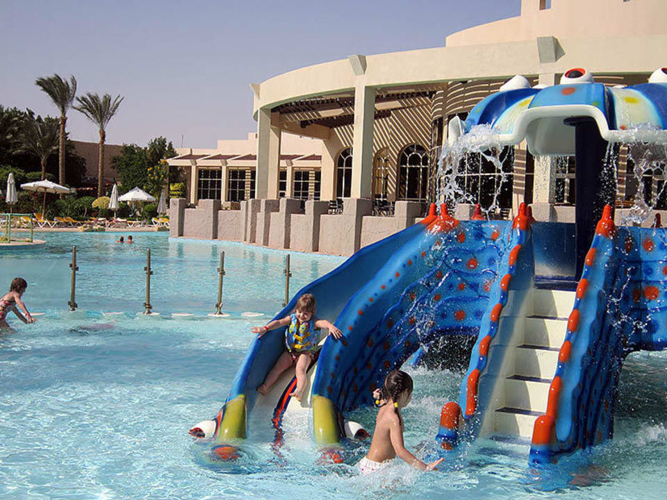 Детский бассейн с горками Prima Life Makadi Resort