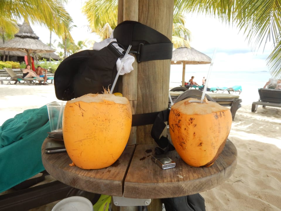 Frisch von der Palme Victoria Beachcomber Resort & Spa