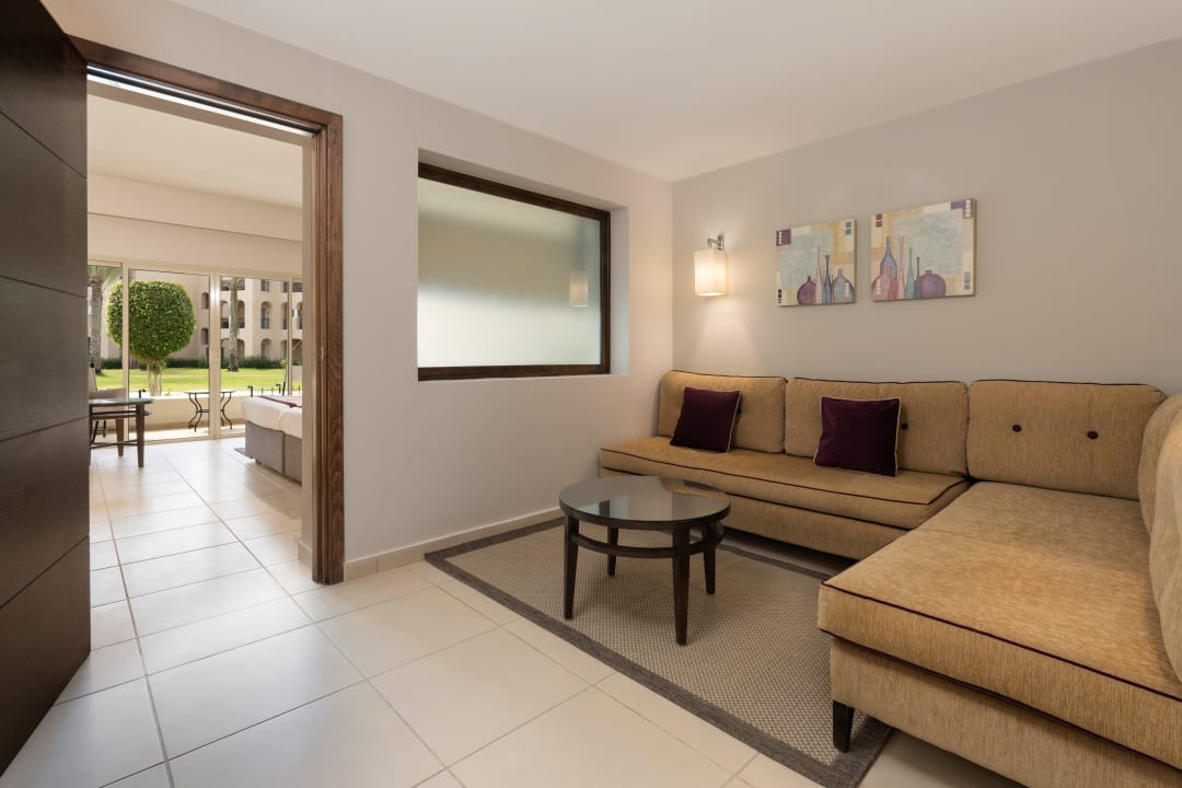 Zimmer Jaz Crystal, Almaza Bay
